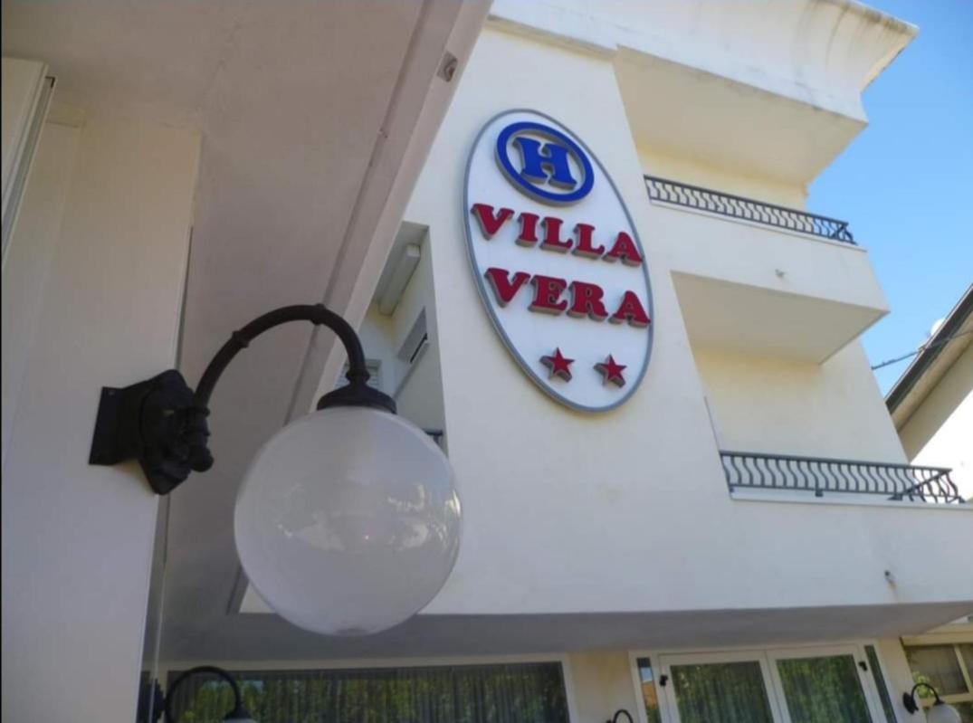 Hotel Villa Vera Римини Экстерьер фото